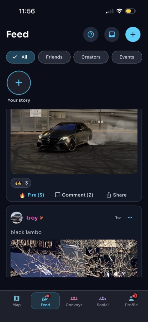 Convoi feed showing stories, posts, and social activity